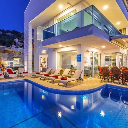 Luxury 4 Bedroom Antalya 1046 * Kalkan