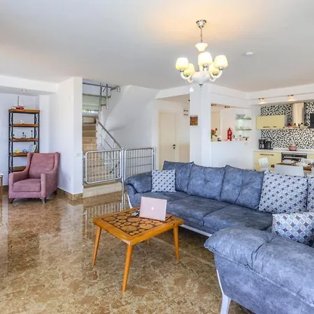 Luxury 4 Bedroom Antalya 1046 * Kalkan
