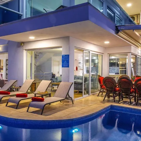 Luxury 4 Bedroom Antalya 1046 Vilă