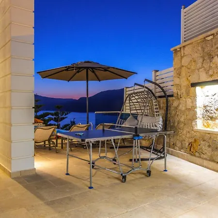 Luxury 4 Bedroom Antalya 1046 Kalkan