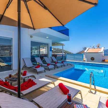 Luxury 4 Bedroom Antalya 1046 Калкан