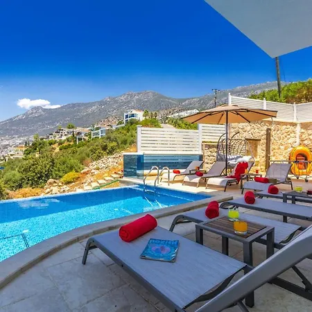 Вилла Luxury 4 Bedroom Antalya 1046
