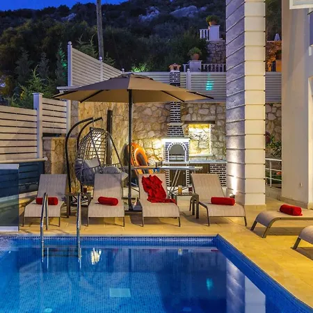 Luxury 4 Bedroom Antalya 1046 Вилла *